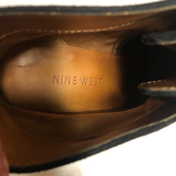 Nine West suede black very comfortable wedge boots with laces - Picture 16 of 17